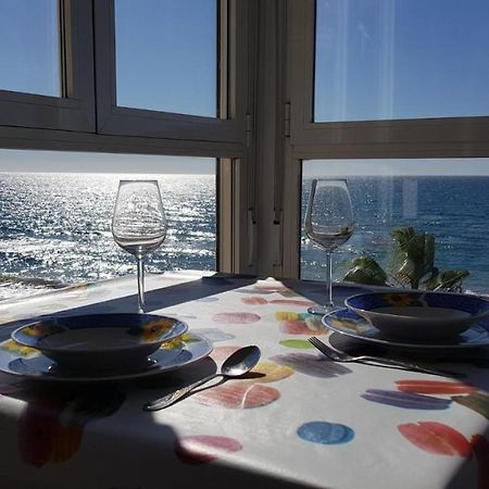 טורוקס Beachfront 82 מראה חיצוני תמונה